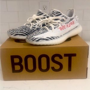 Mens size 8 yeezy 350 zebra